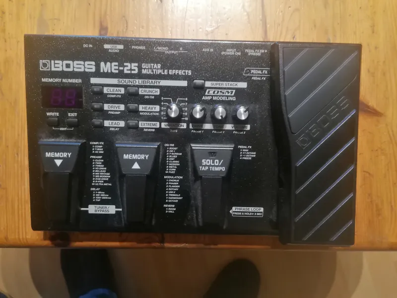 Boss Me Multieffekt Processzor Elad Gs Fanatic