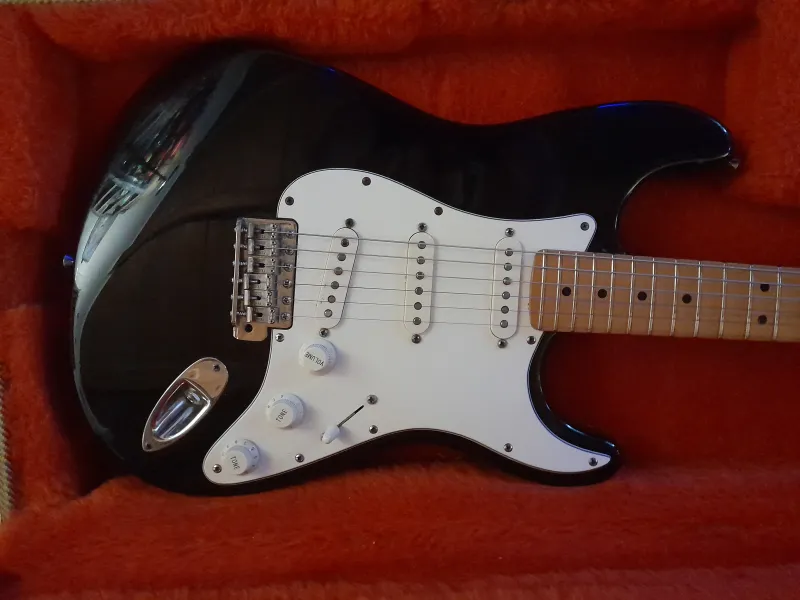 Fender Eric Clapton Stratocaster Blackie Elektromos gitár