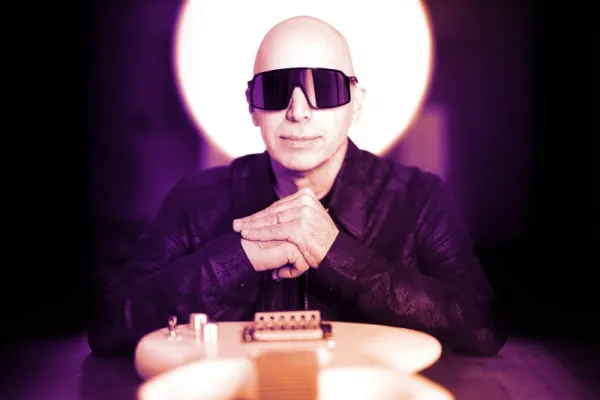 Mához egy hétre Satriani koncert a Barbában