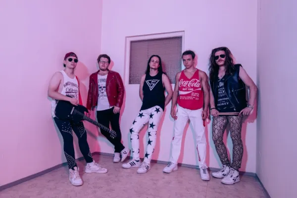 SFV - A Winery Dogs előtt melegíthetnek