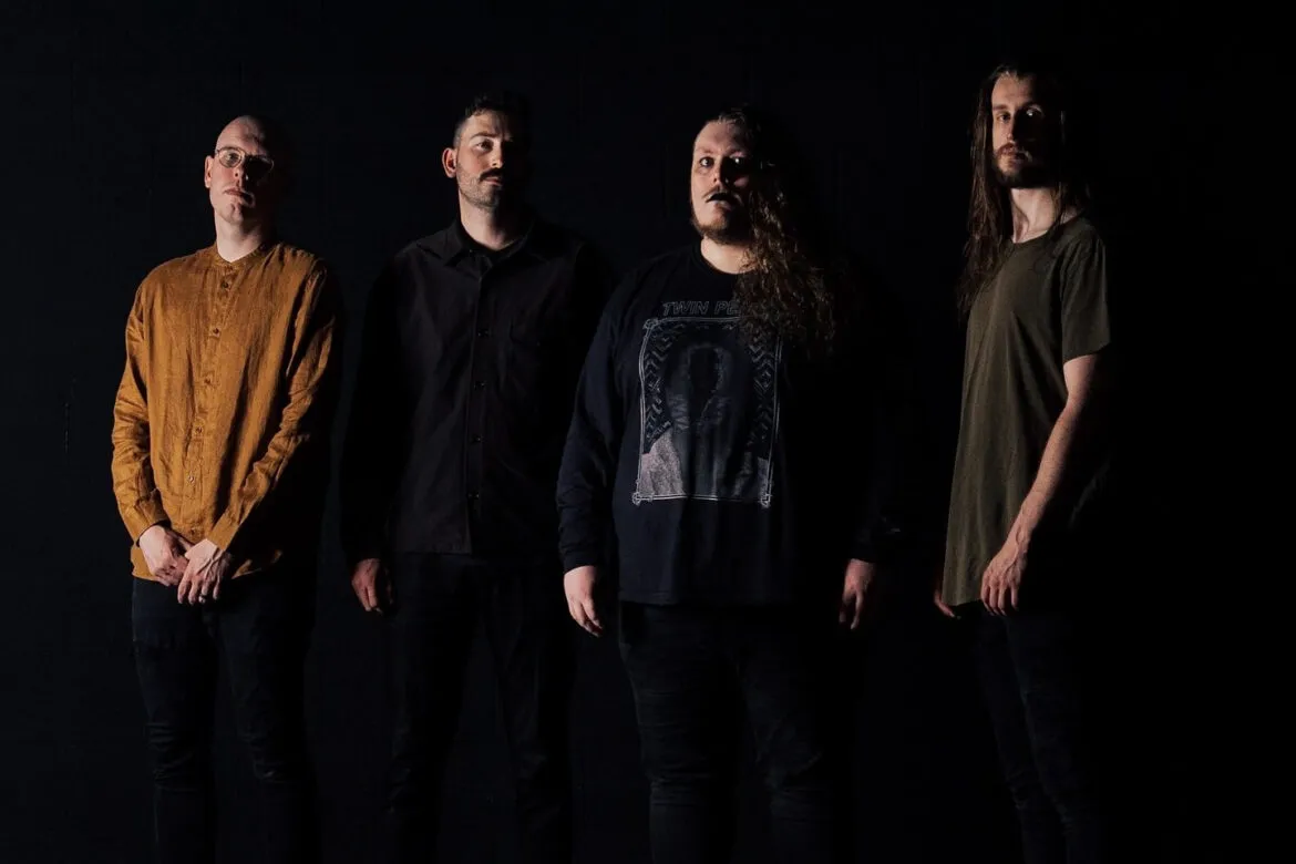 Conjurer - Elnyomottak és az elnyomók közötti beszélgetés