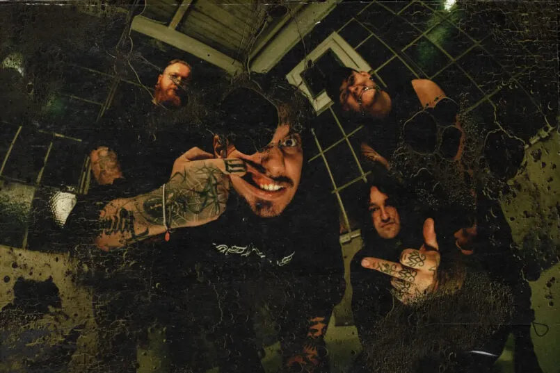 Distant - Egy pusztító erejű klippel indítják az évet