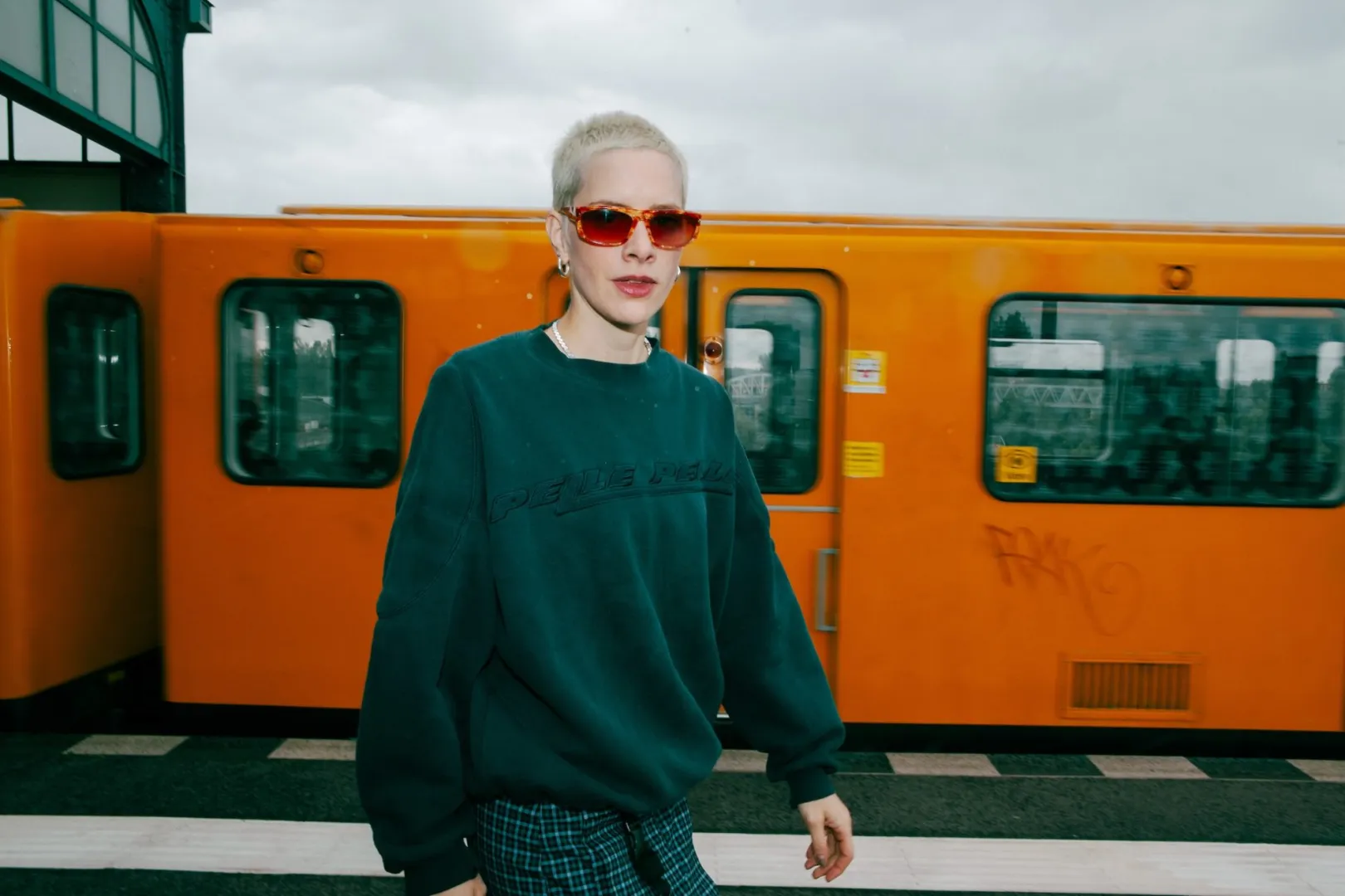 Először koncertezik Magyarországon Anika