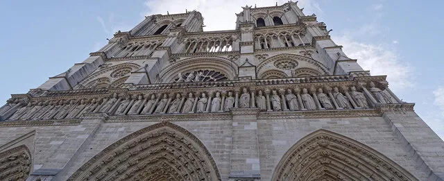 Sennheiser Spectera az újjáépített párizsi Notre-Dame-ban