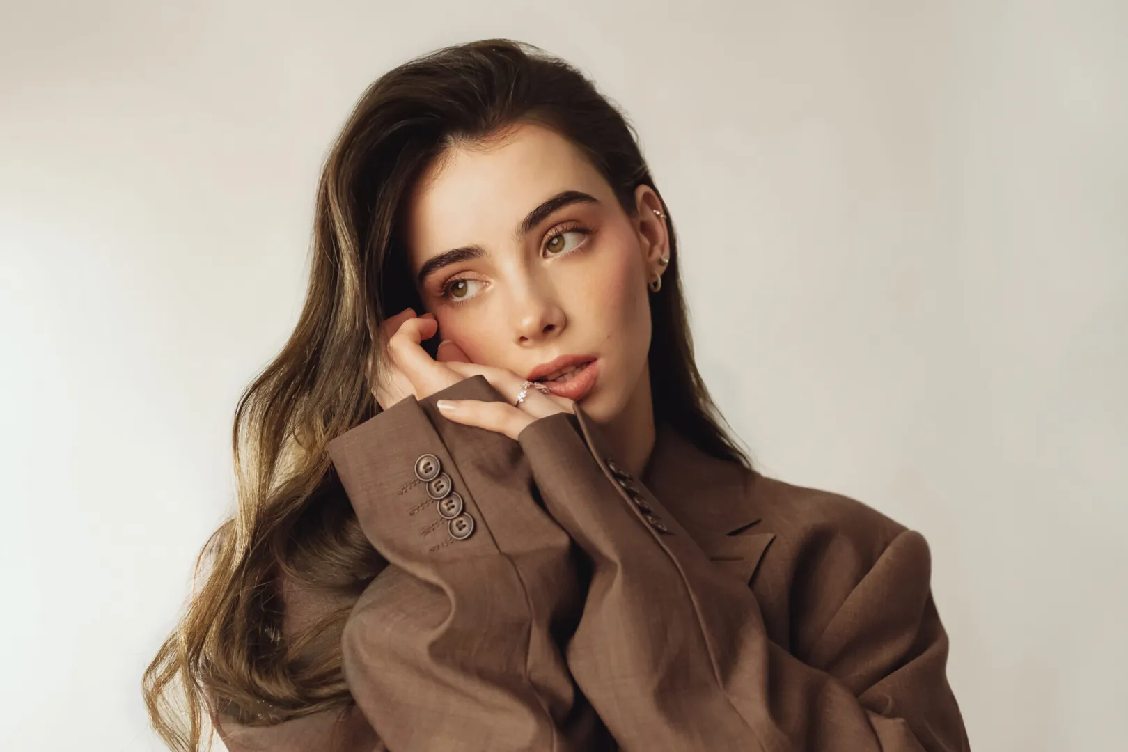 Tenger - Premieren Czeglady legújabb dala