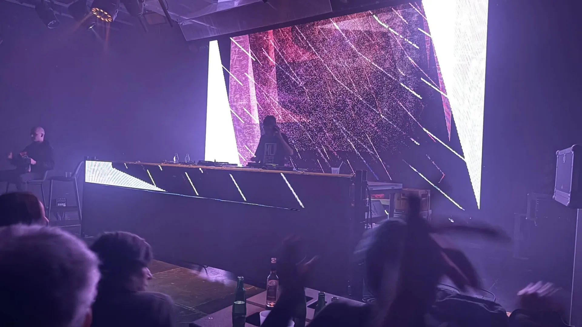 Textúrák, mélységek és katarzis – Technokunst a Kassa Hajón