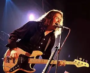 Glenn Hughes