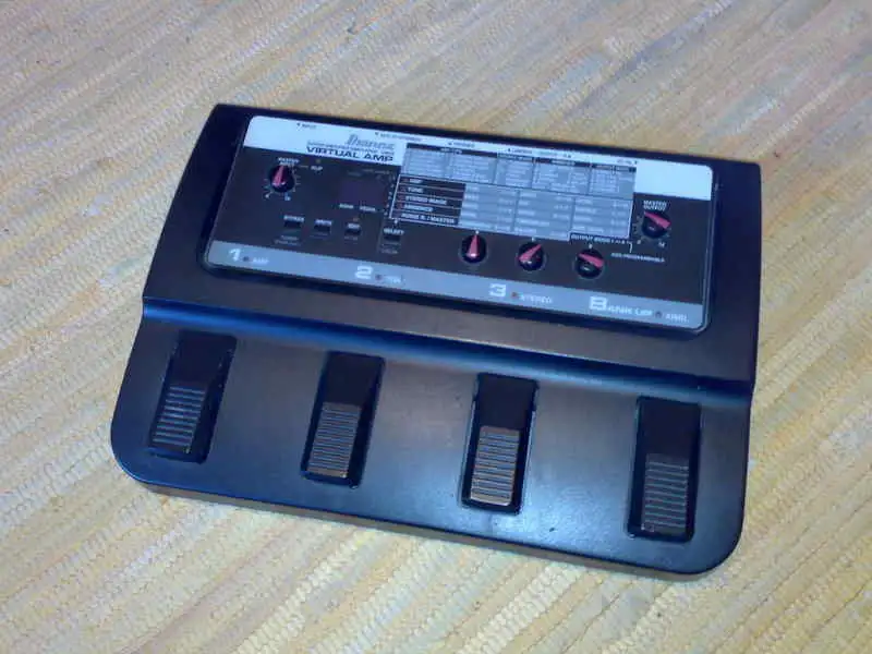 Ibanez VA3 Multi-effect