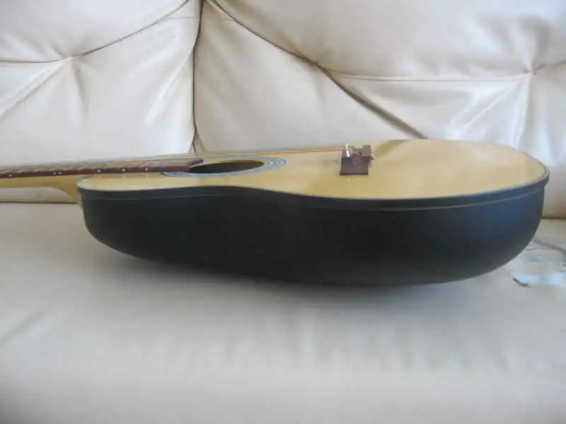   Akusztikus gitár