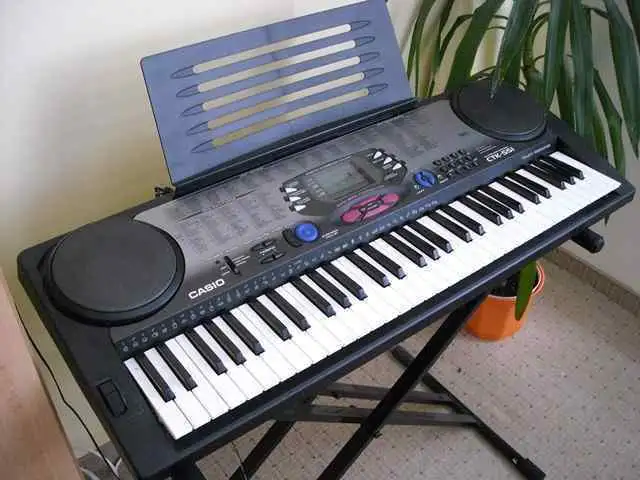 Casio CTK-551 Sintetizador