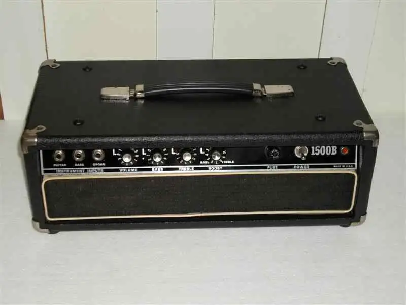 Marlboro sound works 1500B Gitárerősítő-fej