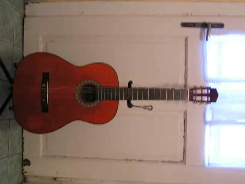  Klasszikus Guitarra acústica