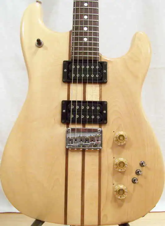  XS100 E-Gitarre