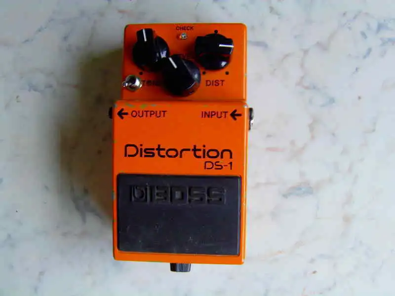 BOSS DS-1 Keeley moddal Effekt Pedal