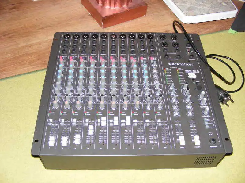  Csm-10r Keverő