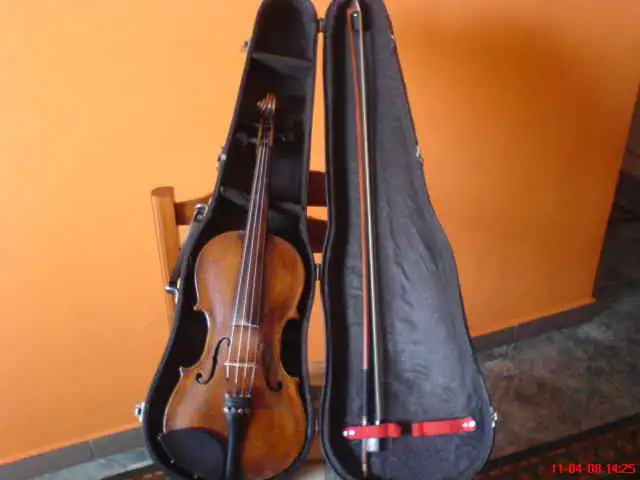  Egész Violín