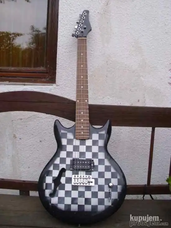   Elektromos gitár