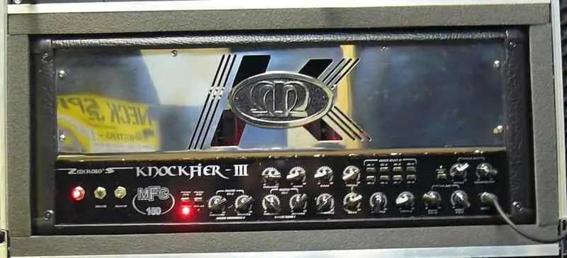  Knockfier 150 Gitárerősítő-fej