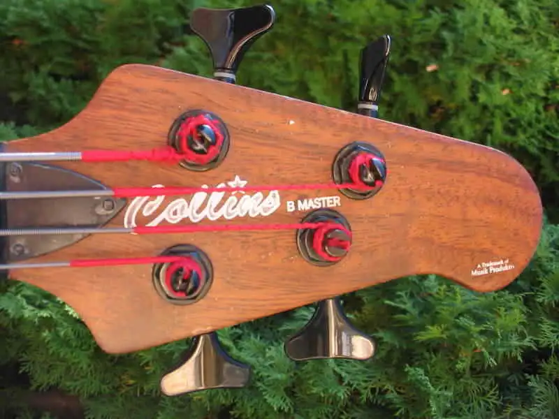  B MASTER Bass guitar