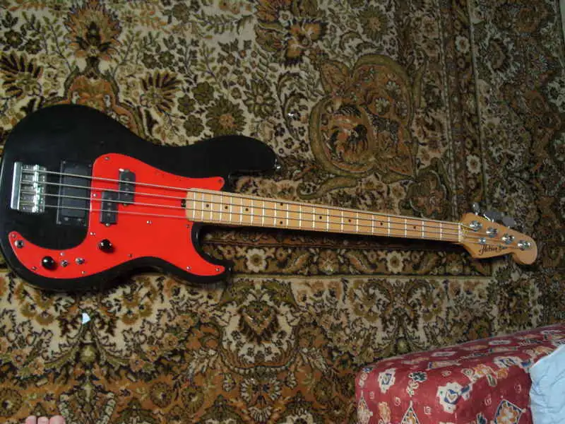  Bass Basszusgitár
