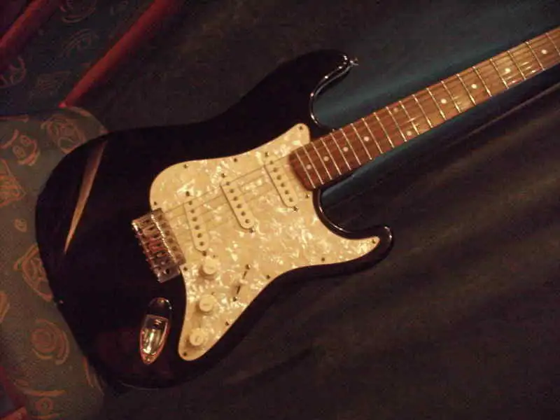  By Hamer Guitarra eléctrica