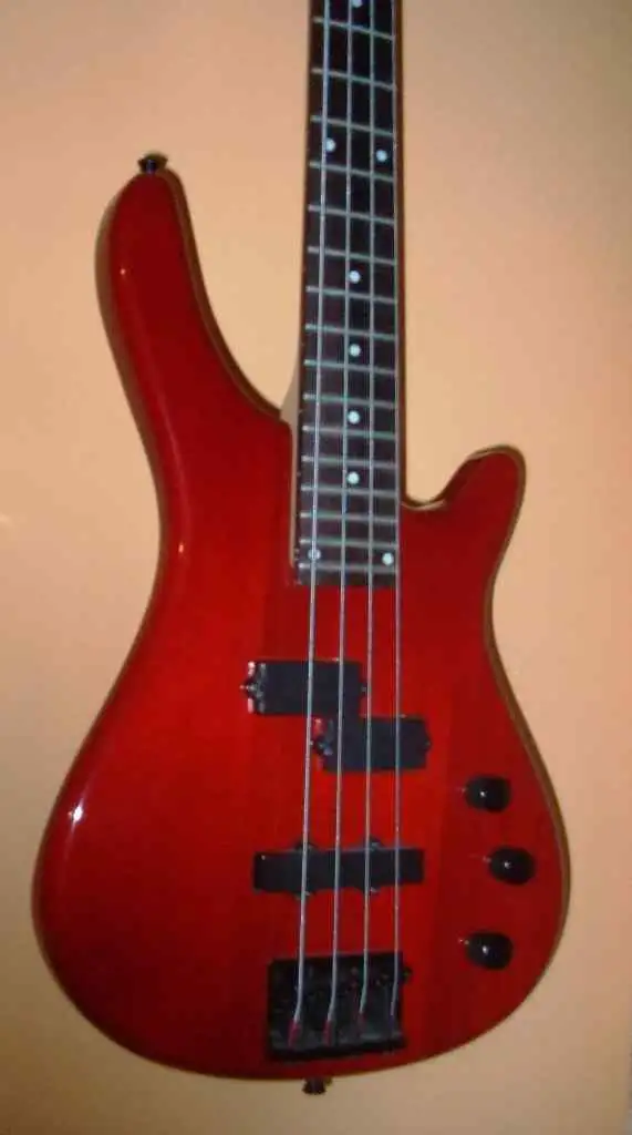   Bass Gitarre