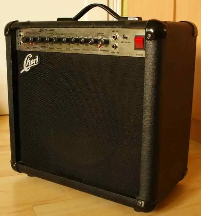 Cheri CG-40RC Gitárkombó