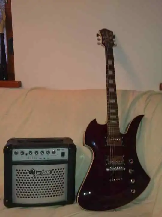 B C Rich Mockingbird Electric guitar