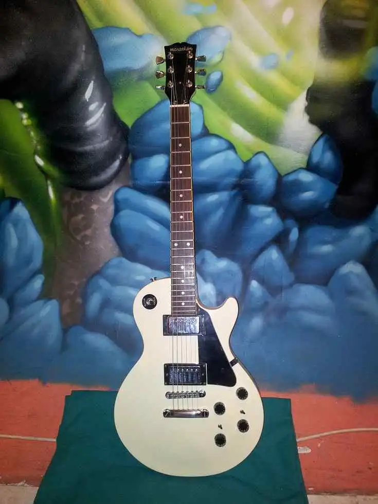 Marathon Les paul.1980. Elektromos gitár
