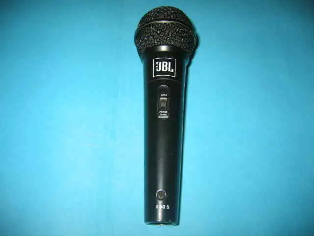 JBL E50 S Mikrofon
