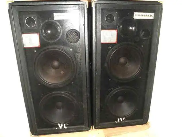 - Technics SU 610 + 2x 160W + mixpult Gitárkombó