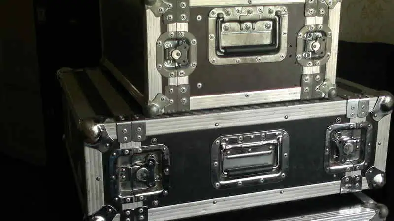 Tajti Effekt rack Basszuserősítő-fej