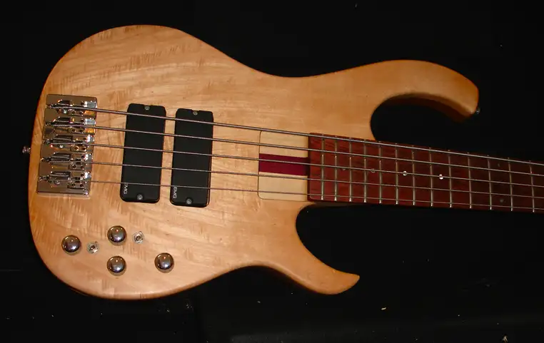 SGA Custom öthúros Basszusgitár 5 húros
