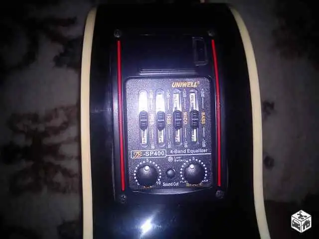 Uniwell CA-03CEQ Elektroakusztikus gitár