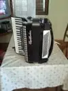 5U Royal Standard Montana Tango Akkordeon  [October 4, 2012, 3:16 pm]