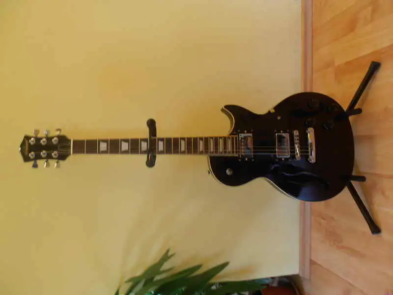   Elektromos gitár