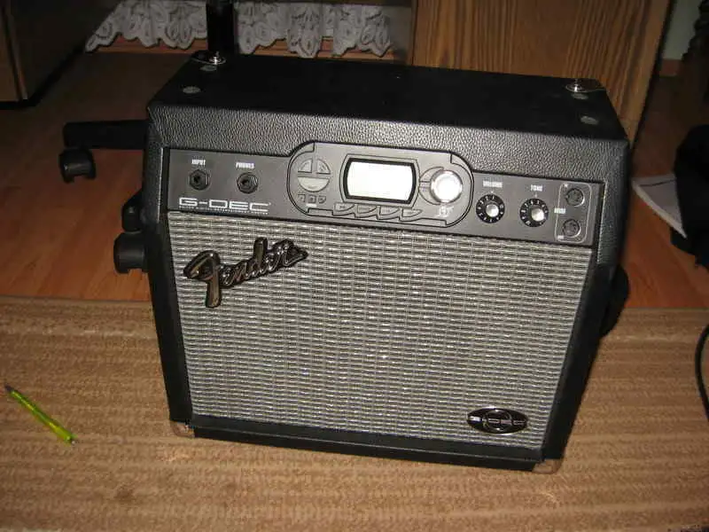  Fender G-DEC 15w 