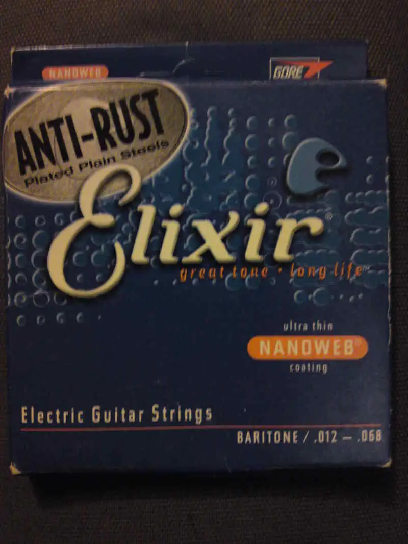   Elektromos gitár 8 húros