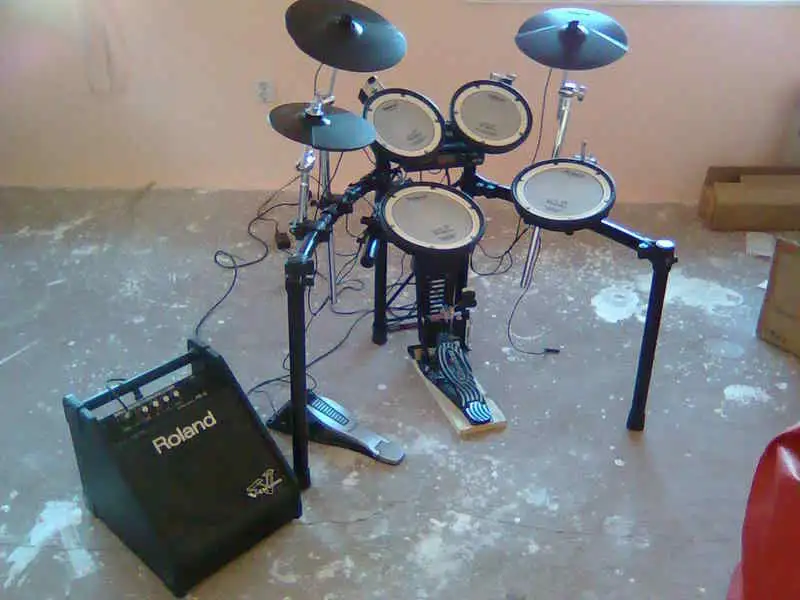 Roland V-Drum TD-4 Elektromos dob