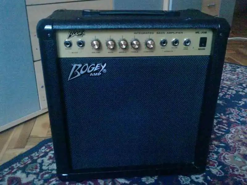Bogey AMP ML-30B Basszuserősítő-fej