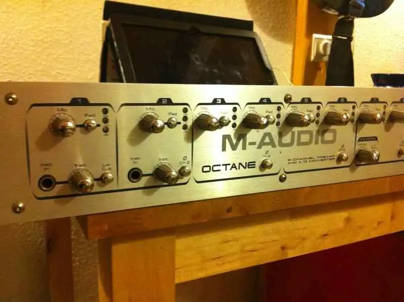 M audio Octane 8 Előfok