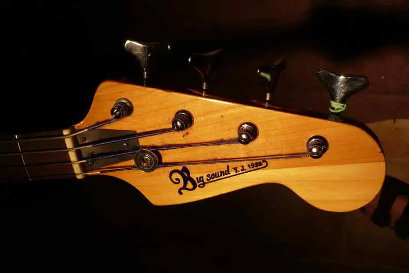 Big Sound Precision nyak-Korea. Bass Gitarre