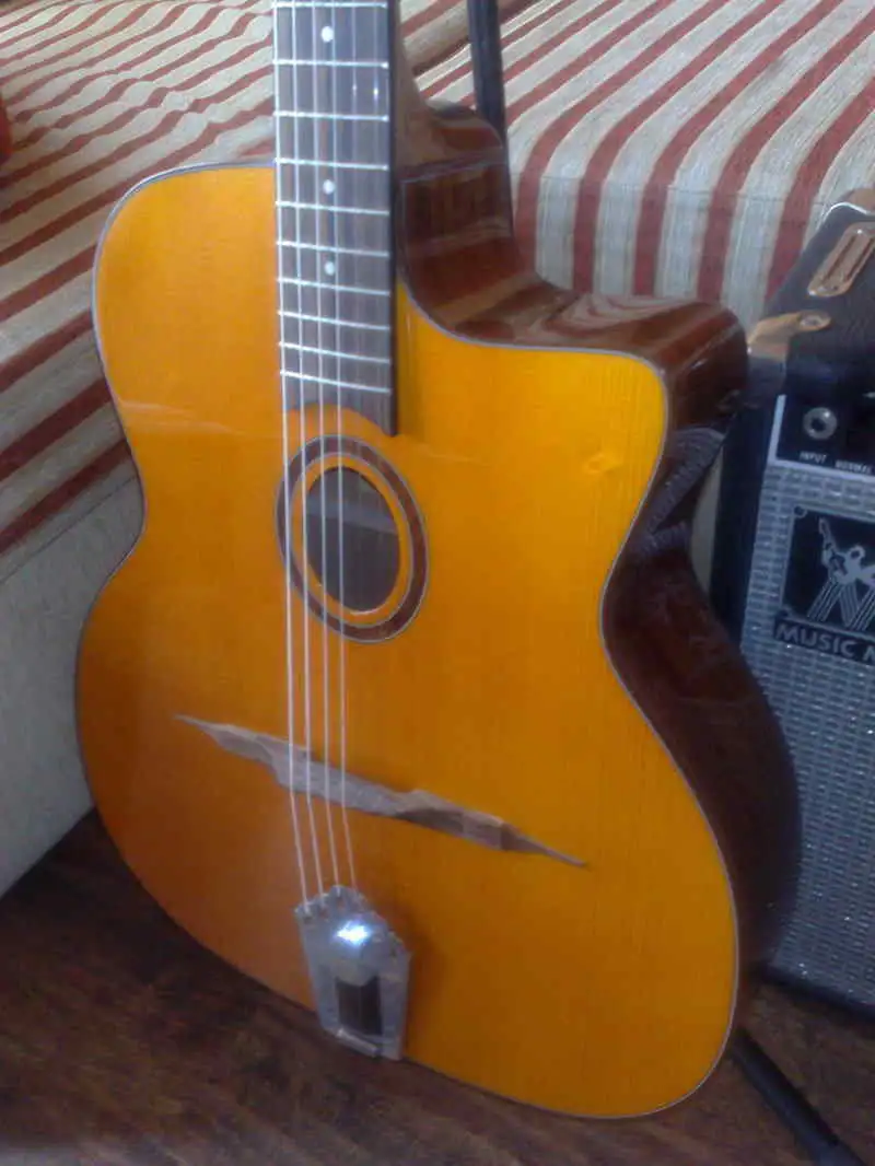 - Nash HN-60 Django gitar Akusztikus gitár