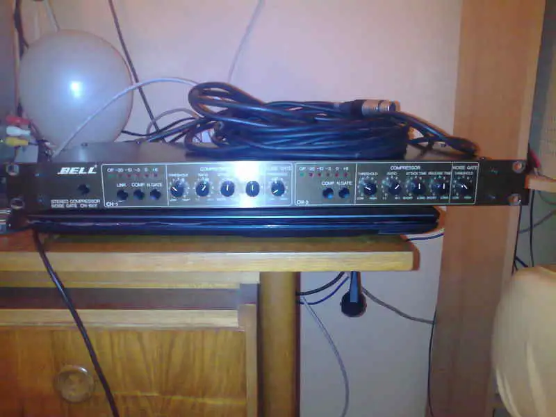  CN-1901 Sztereó kompresszor Effekt processzor