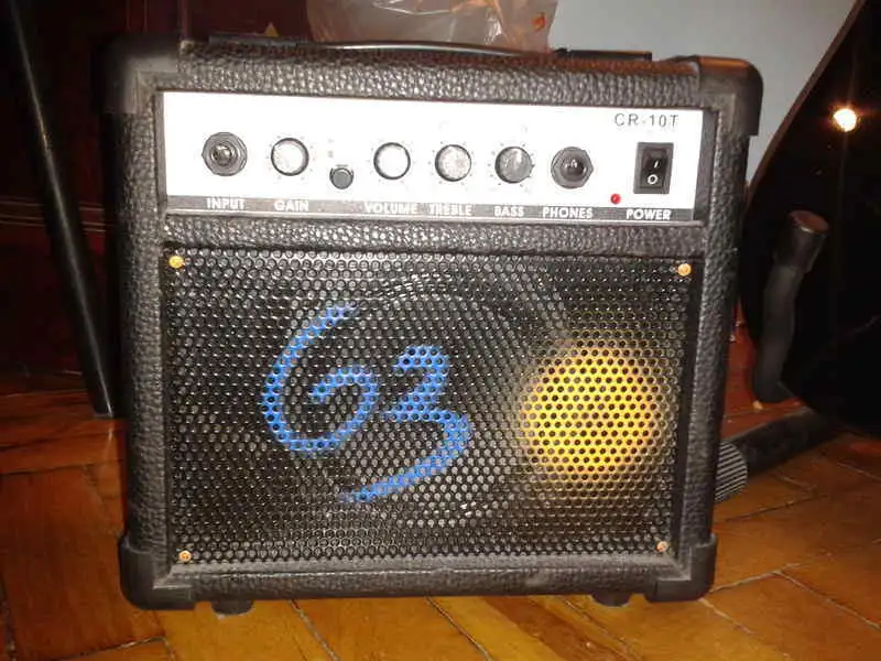 Crafter CR 10T Gitárerősítő-fej