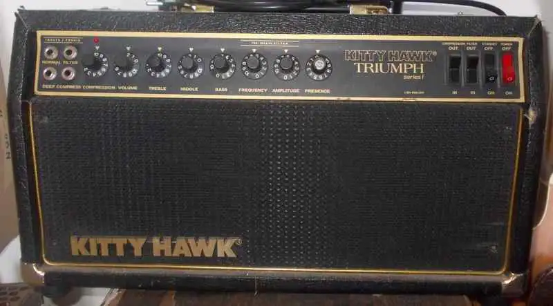 Kitty Hawk Triumph series I. Cabezal de bajo