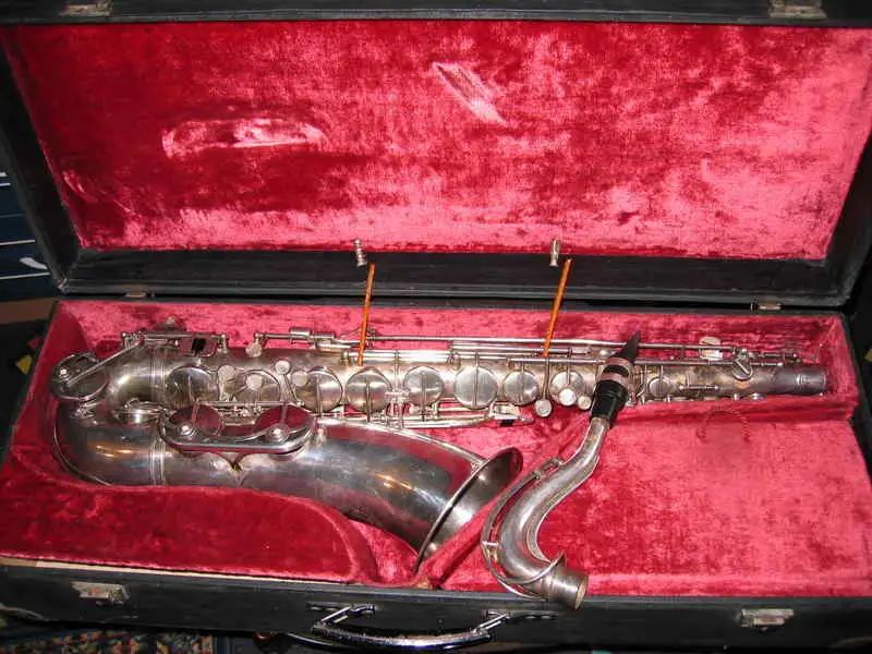  B tenor azaxi Szaxofon