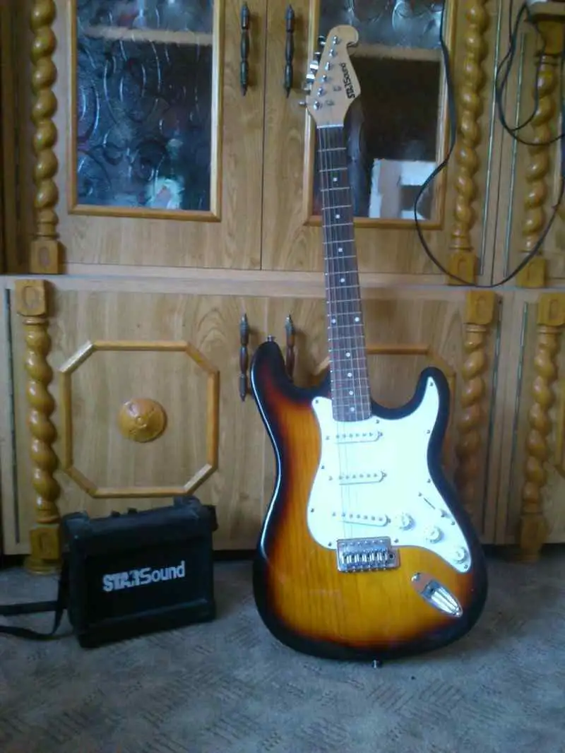 StarSound  Elektromos gitár szett