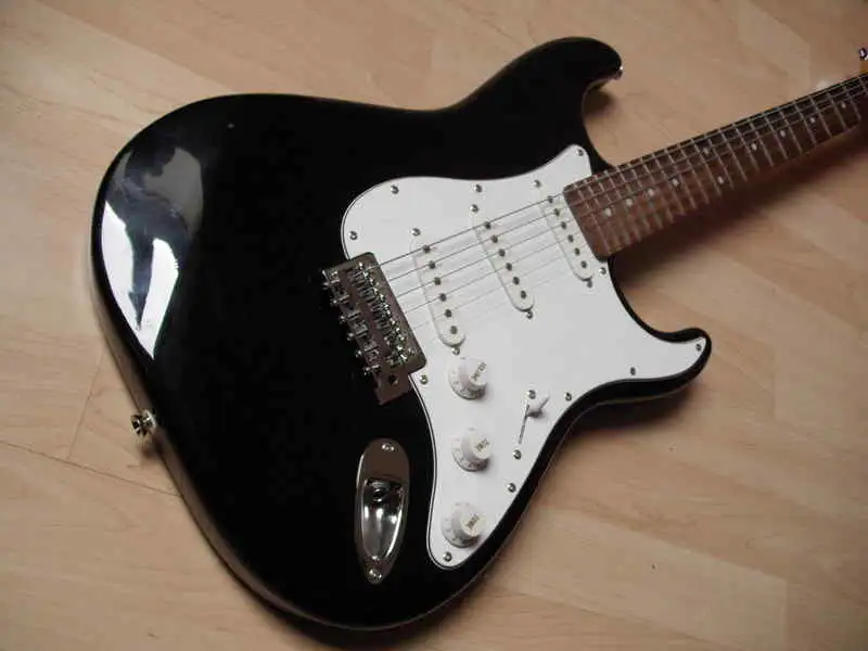  By Cruiser Strat Elektromos gitár