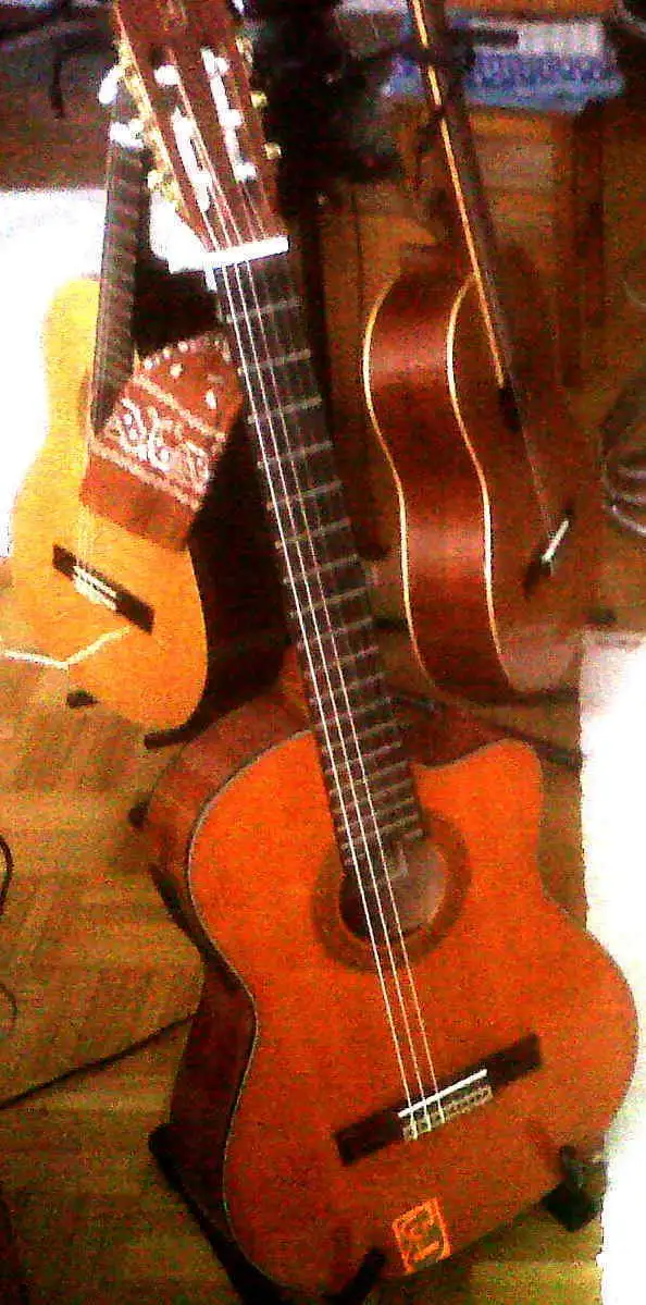   Electro Acoustic klassische Gitarre